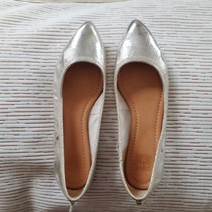 Frye Regina Ballet Flats in Silver 8.5
